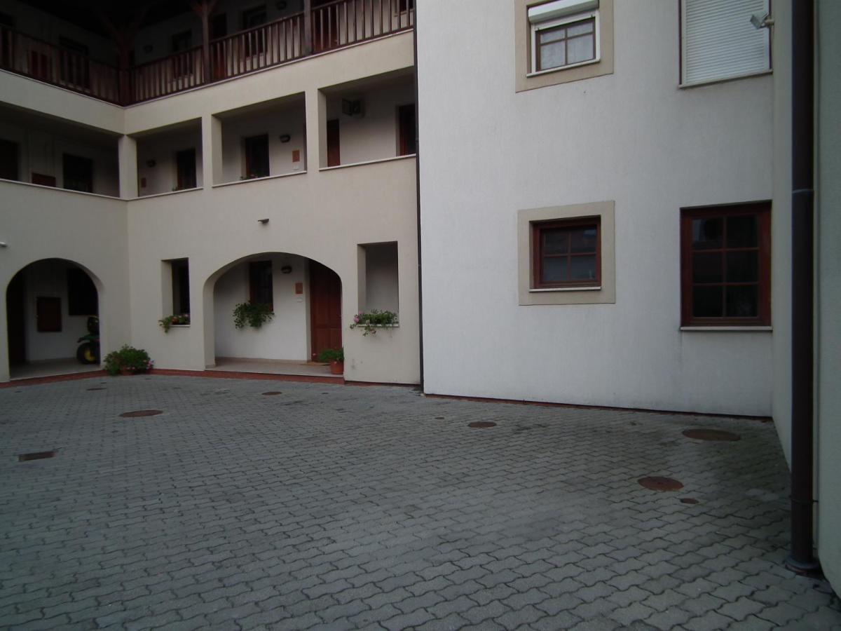 Modor Apartman Олшовпагок Номер фото